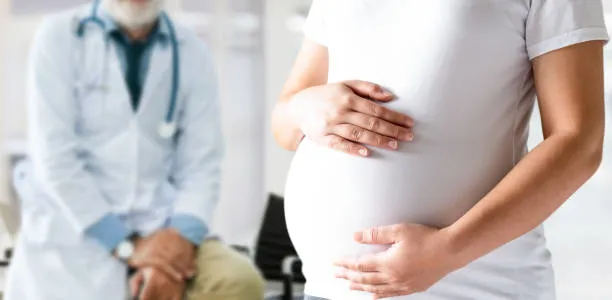 Médica de gestante